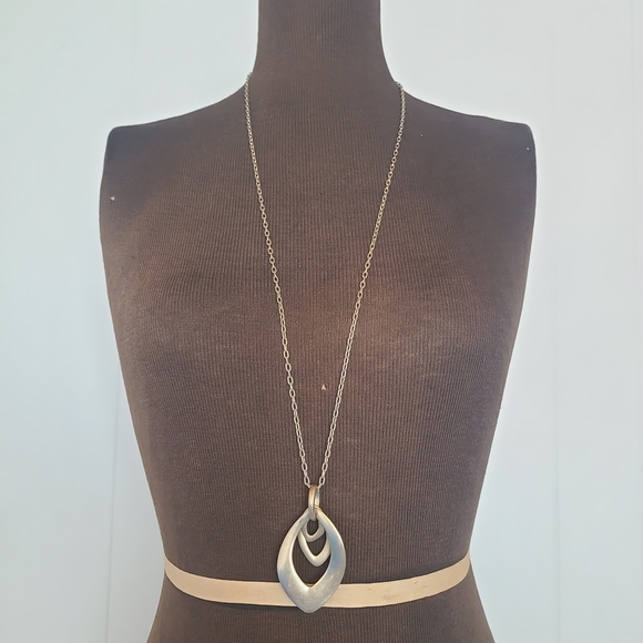 Jewelry - Lia Sophia Chain and Pendant